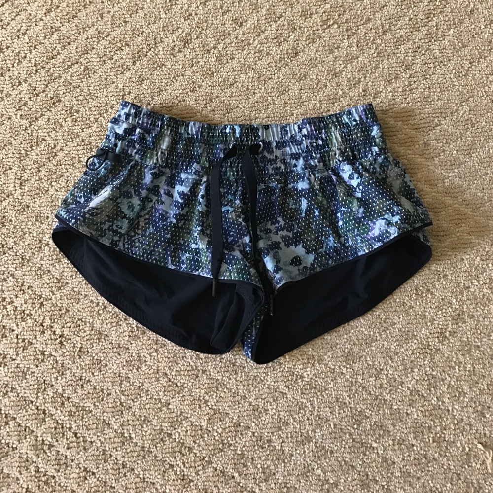 Lululemon Hotty Hot Shorts Reversable